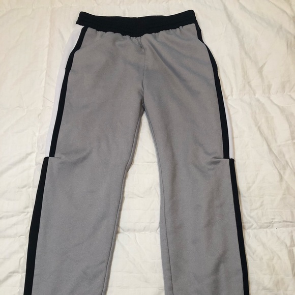 Size 14-16 Old Navy boys pants bundle - Picture 1 of 9